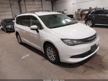  Salvage Chrysler Voyager