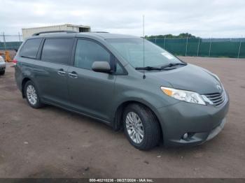  Salvage Toyota Sienna