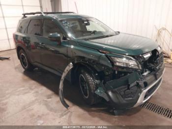  Salvage Nissan Pathfinder