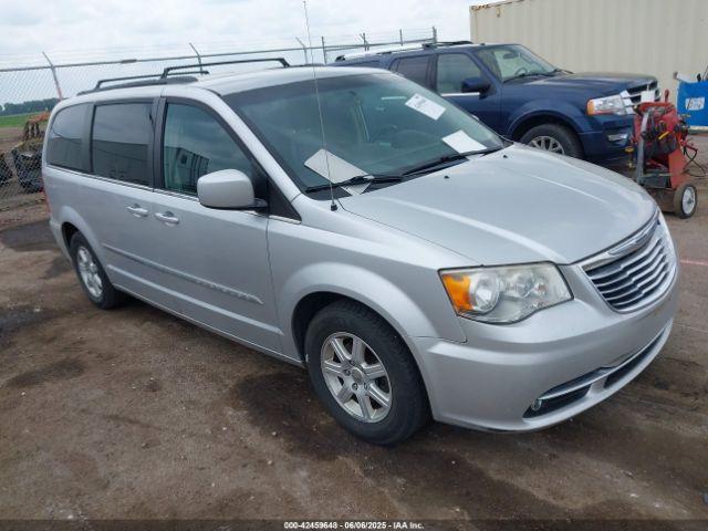  Salvage Chrysler Town & Country