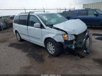  Salvage Chrysler Town & Country