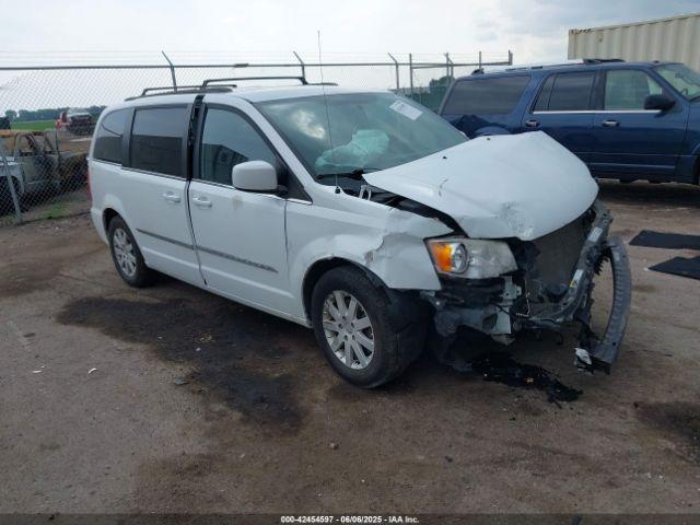  Salvage Chrysler Town & Country