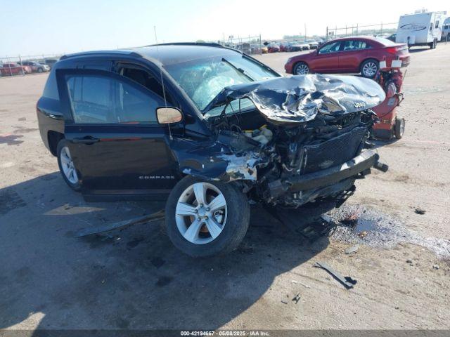  Salvage Jeep Compass