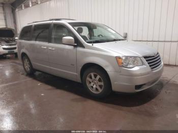  Salvage Chrysler Town & Country
