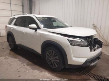  Salvage Nissan Pathfinder