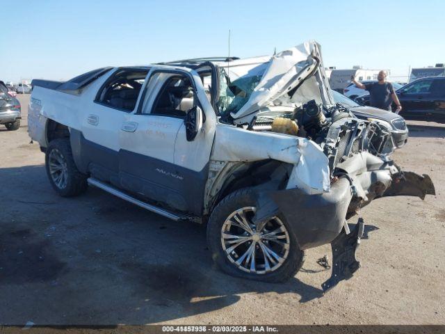  Salvage Chevrolet Avalanche 1500