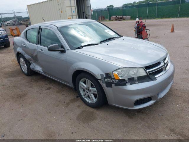  Salvage Dodge Avenger