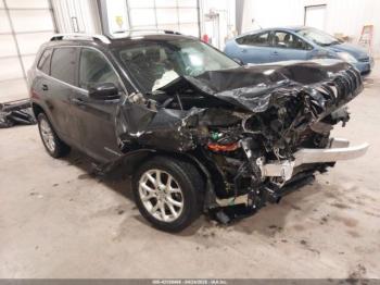  Salvage Jeep Cherokee
