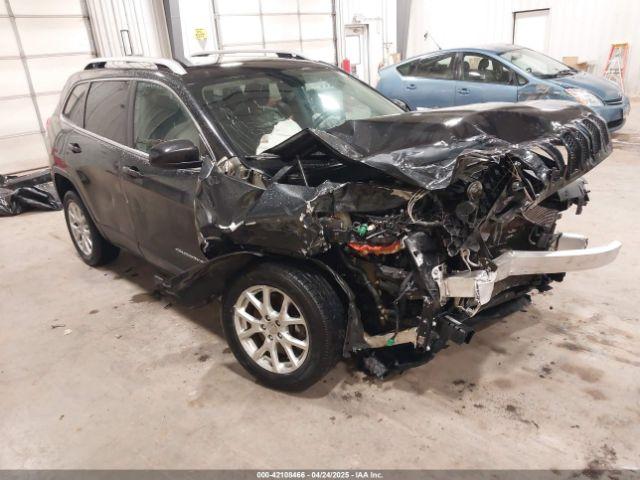  Salvage Jeep Cherokee