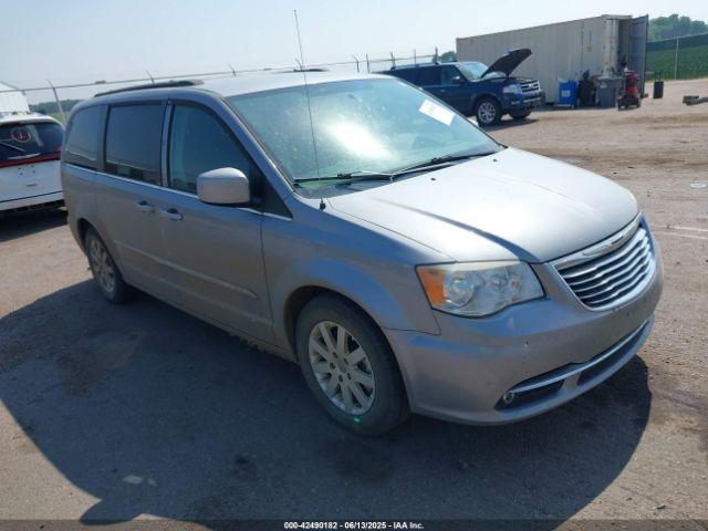  Salvage Chrysler Town & Country