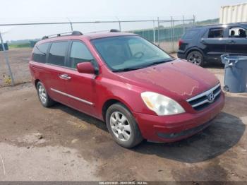  Salvage Hyundai Entourage