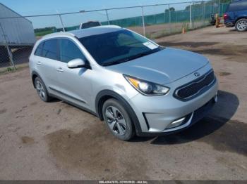  Salvage Kia Niro