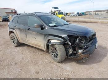  Salvage Jeep Cherokee