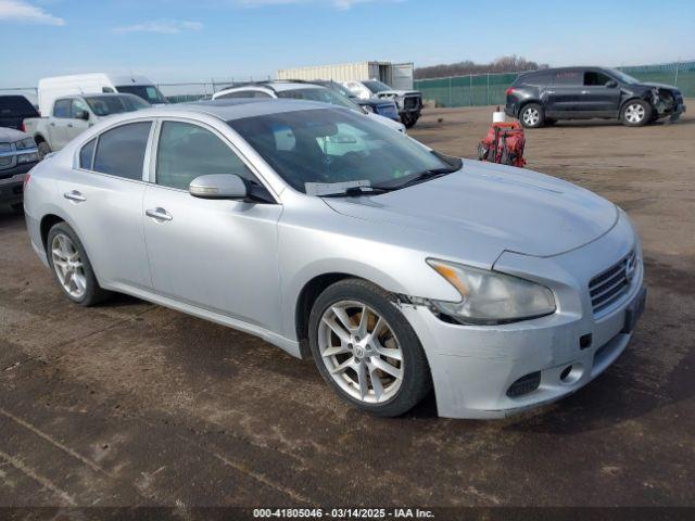  Salvage Nissan Maxima