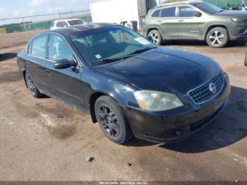  Salvage Nissan Altima