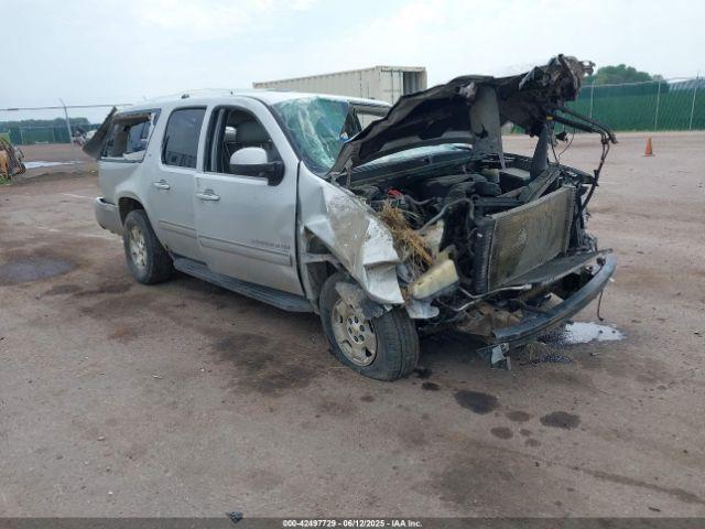  Salvage Chevrolet Suburban 1500
