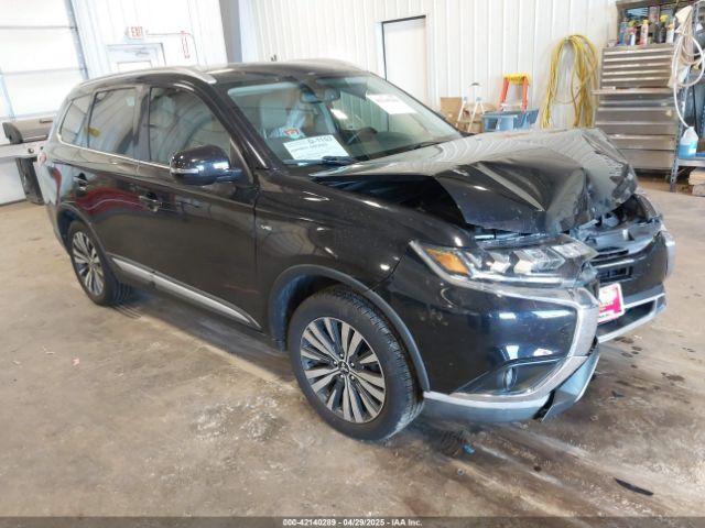  Salvage Mitsubishi Outlander