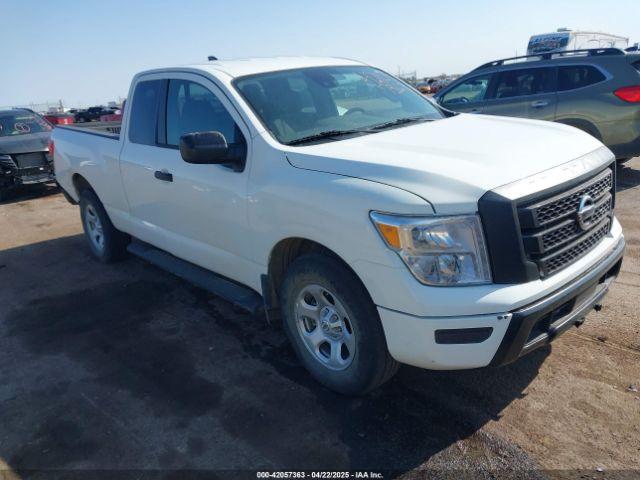  Salvage Nissan Titan