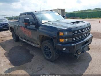  Salvage Chevrolet Silverado 2500