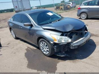  Salvage Nissan Altima