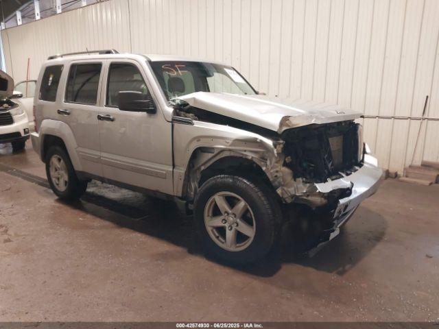  Salvage Jeep Liberty