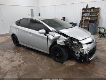  Salvage Toyota Prius