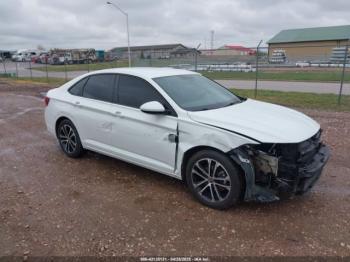  Salvage Volkswagen Jetta