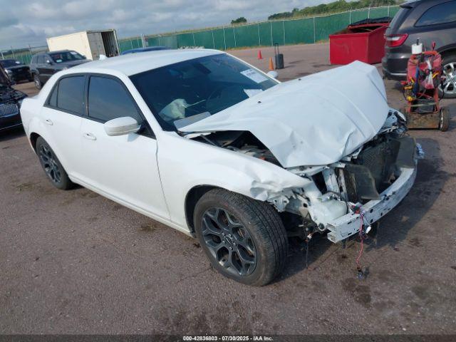  Salvage Chrysler 300