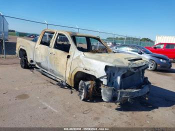  Salvage General Motors Sierra 2500HD