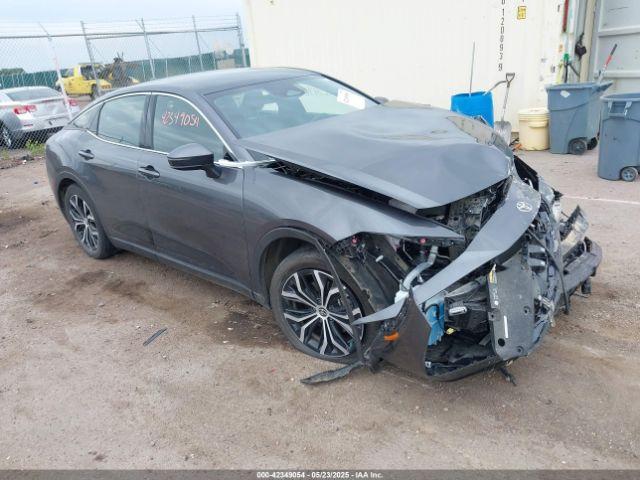  Salvage Toyota Crown