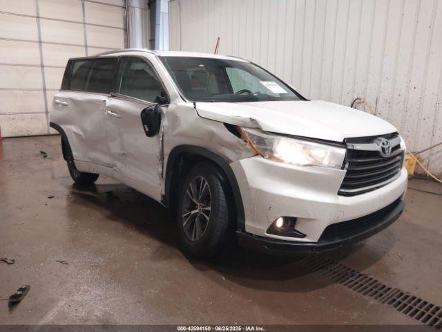  Salvage Toyota Highlander