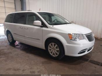  Salvage Chrysler Town & Country
