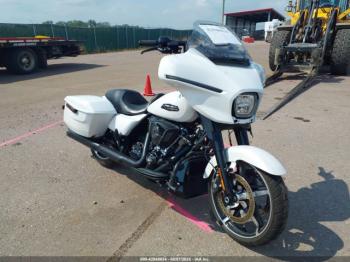  Salvage Harley-Davidson Flhx