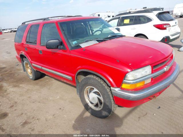  Salvage Chevrolet Blazer