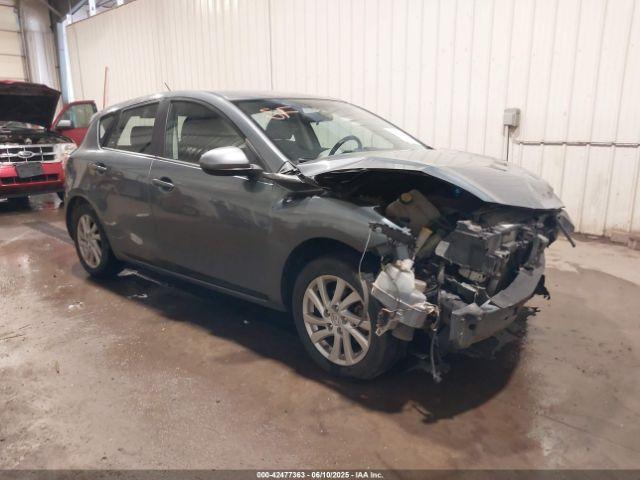  Salvage Mazda Mazda3