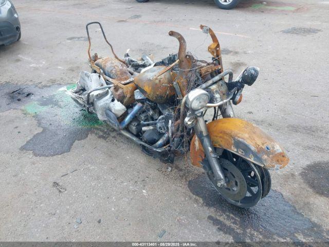  Salvage Harley-Davidson Flhs