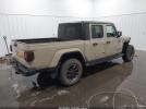 Jeep Gladiator Overland 4x4 Image 4
