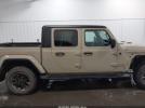 Jeep Gladiator Overland 4x4 Image 16