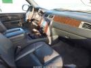 GMC Yukon Denali Image 4