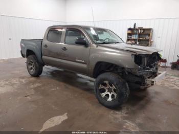  Salvage Toyota Tacoma