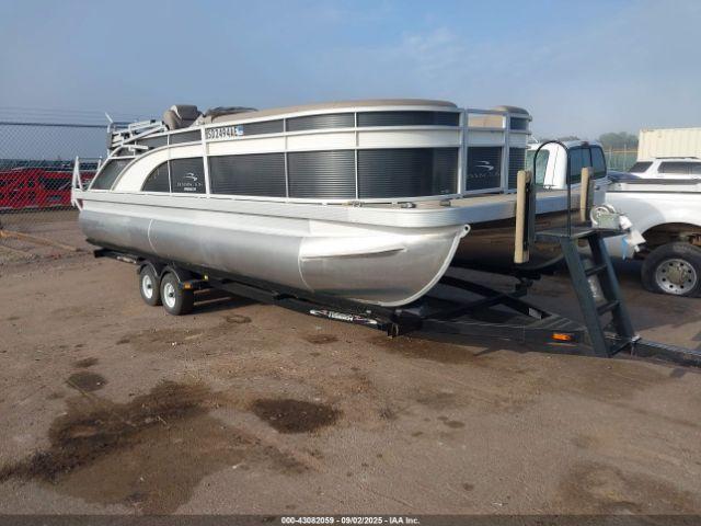  Salvage Bennington Other
