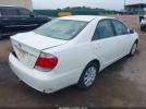 Toyota Camry Le Image 5