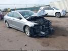 Chrysler 200 Limited Image 1