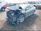 Chrysler 200 Limited Image 13