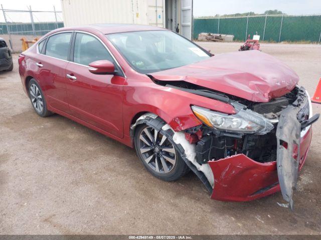  Salvage Nissan Altima