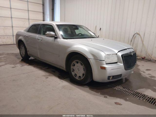  Salvage Chrysler 300