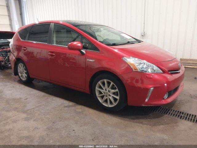  Salvage Toyota Prius v