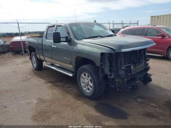  Salvage Chevrolet Silverado 2500