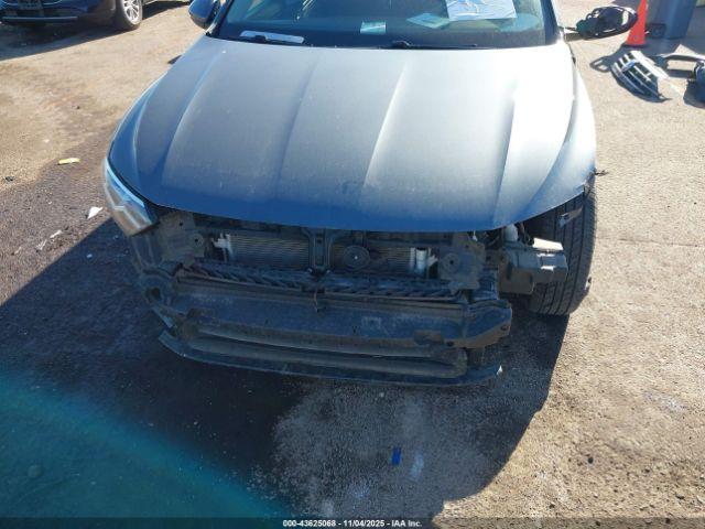 Volkswagen Jetta Image 10