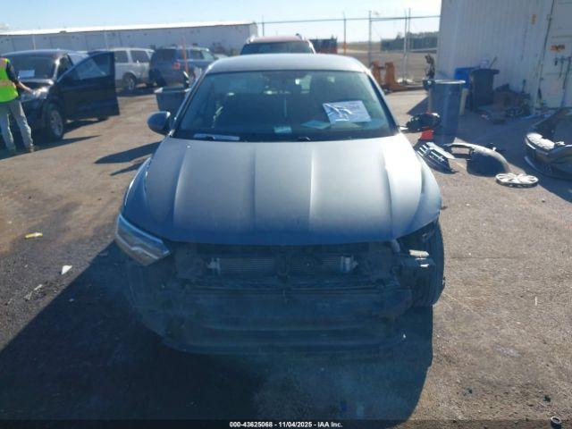 Volkswagen Jetta Image 8